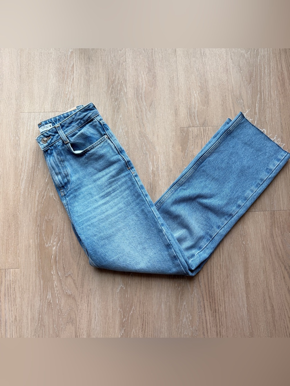 Zara medium wash straight leg ankle jeans - Picture 1 of 6